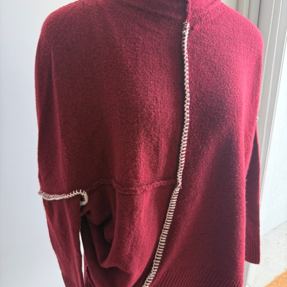 Elan Vanilla Sweater in Brick Size Medium - Picture 6 of 6
